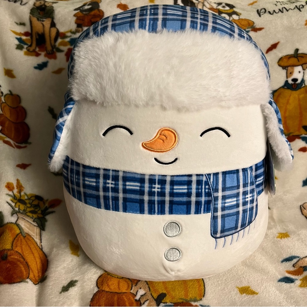Squishmallow Manny Snowman NWT